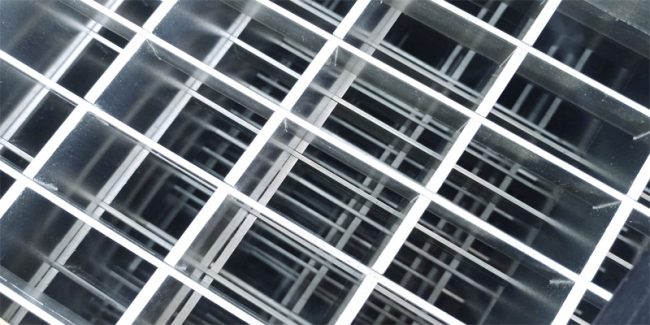 pressovannuy-nastil-iz-aluminiya Прессованный алюминиевый настил